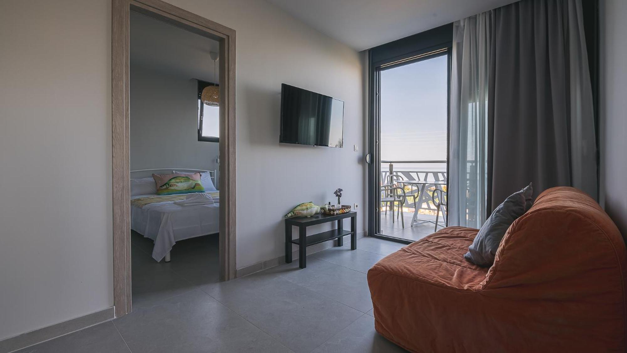 Electra Beachfront Suites, Nea Irakleia Exteriér fotografie