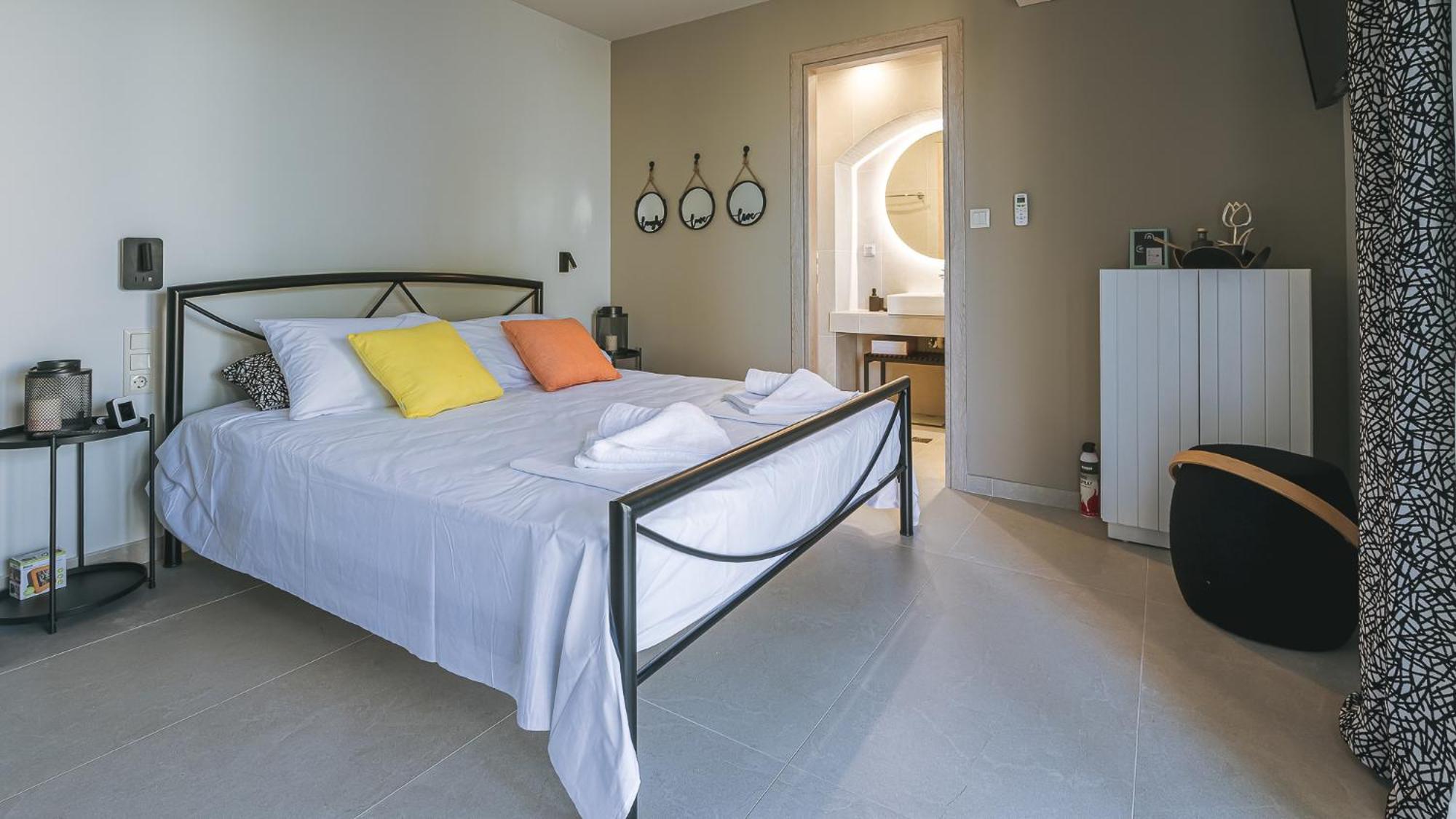 Electra Beachfront Suites, Nea Irakleia Exteriér fotografie