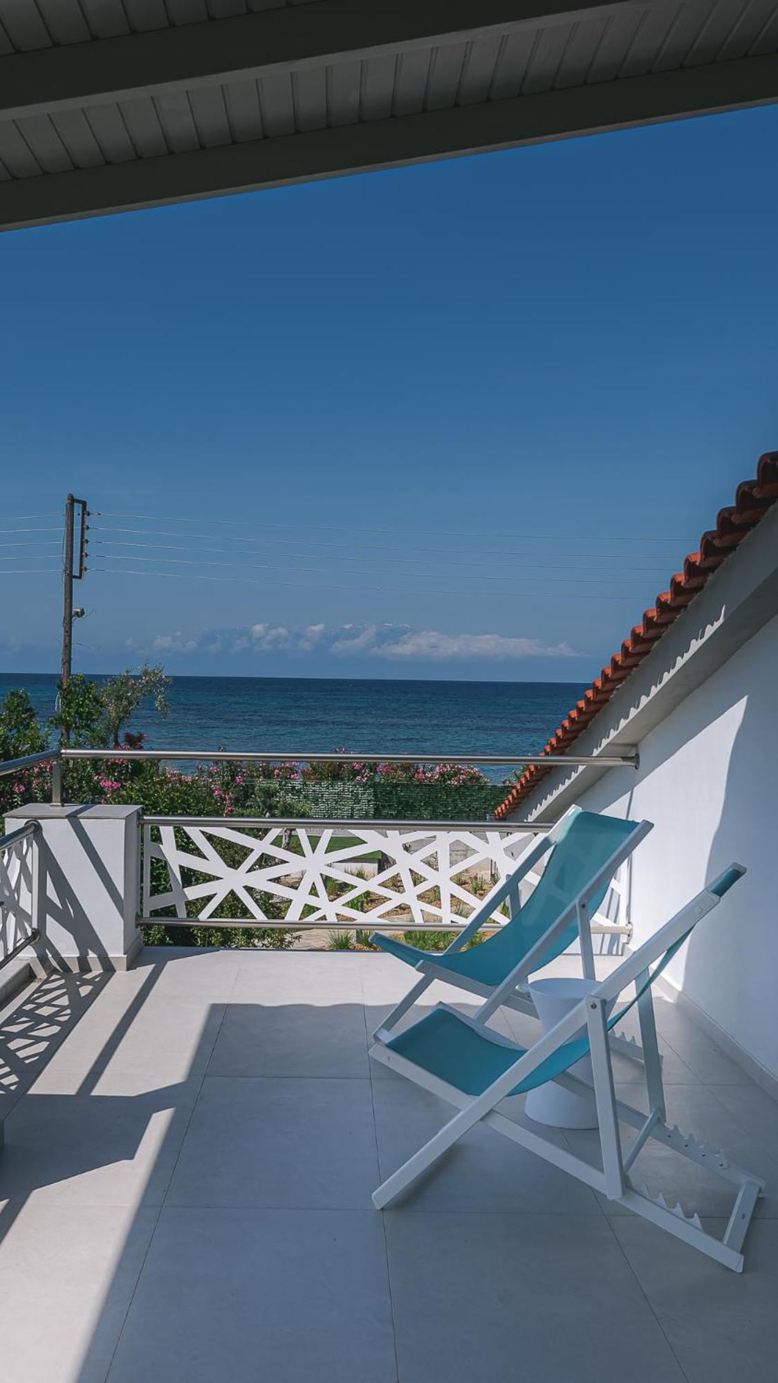 Electra Beachfront Suites, Nea Irakleia Exteriér fotografie