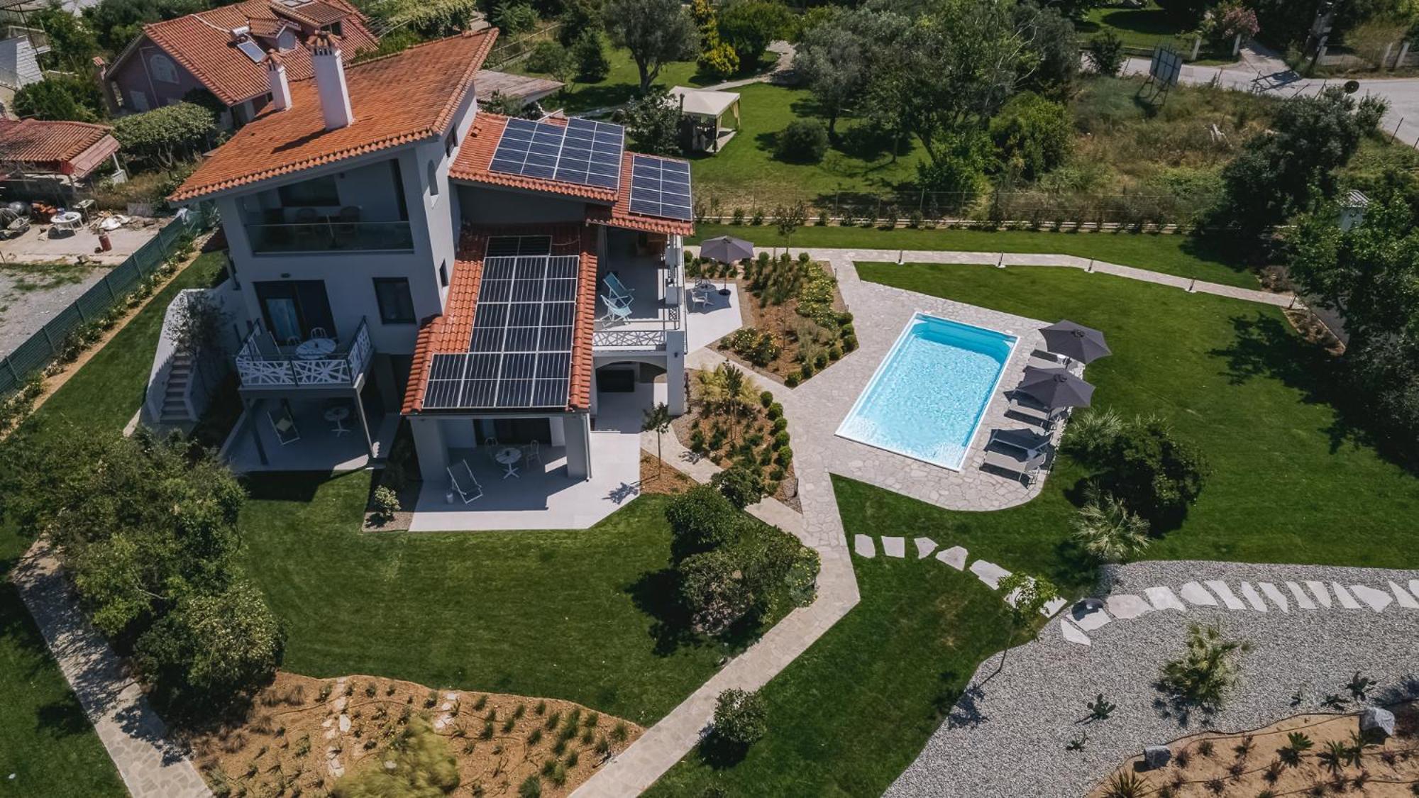 Electra Beachfront Suites, Nea Irakleia Exteriér fotografie